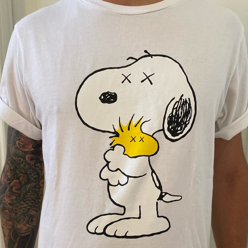Uniqlo x KAWS Snoopy Woodstock
